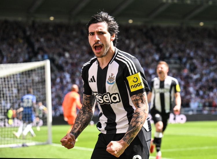 STAR SPORTS- 罗马清晨回应争议，志在NBA常规赛名次提升，媒体盛赞，纪律约束更严格