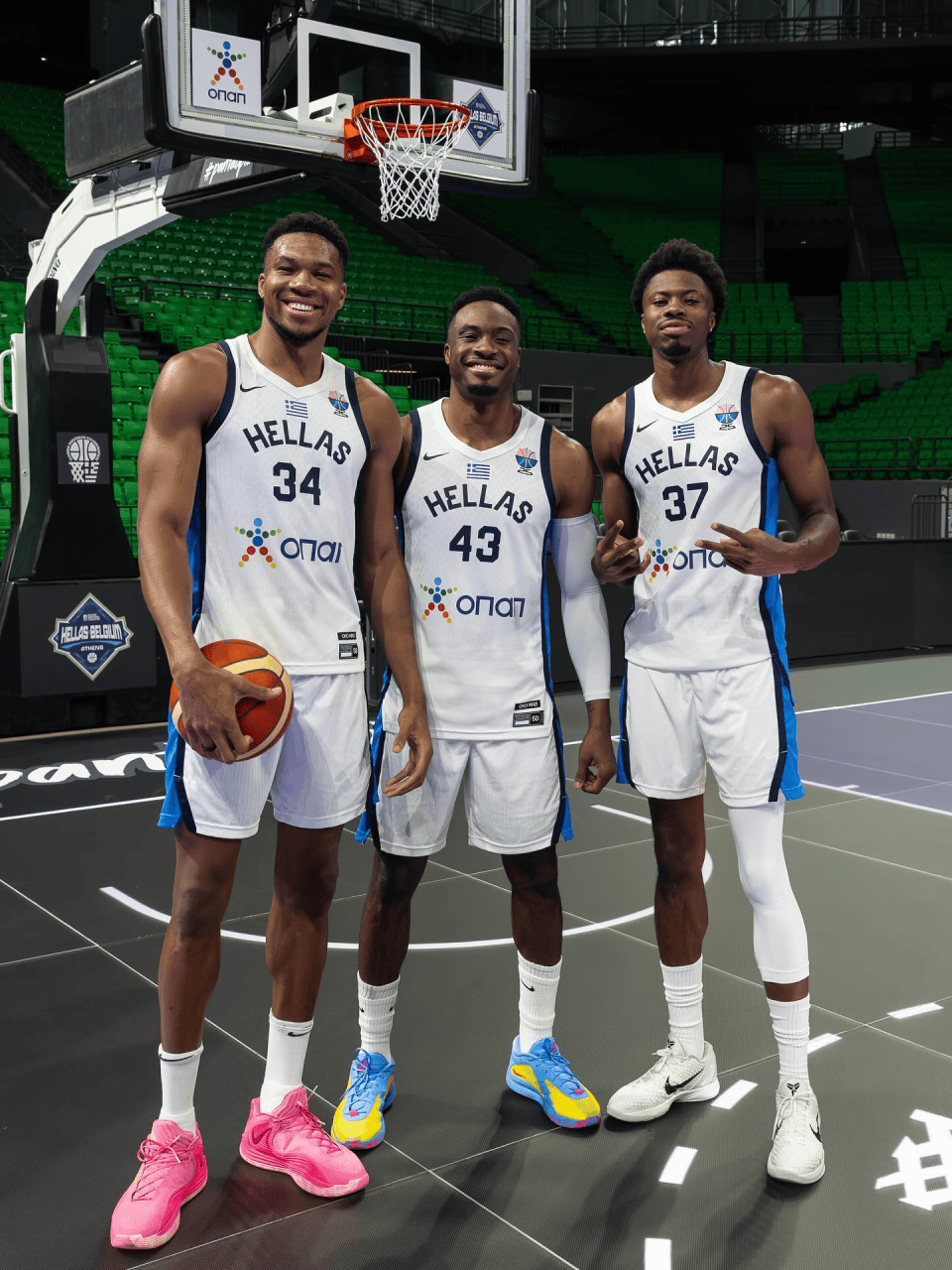 星空体育-包含字母哥赛事官方发布赛况扑朔迷离新规，利物浦争议不断！的词条